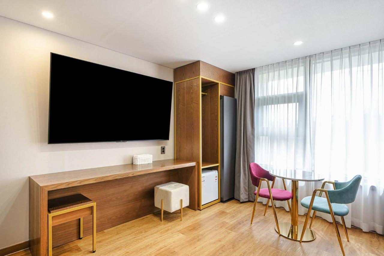 Browndot Hotel Jeonju Ajung المظهر الخارجي الصورة